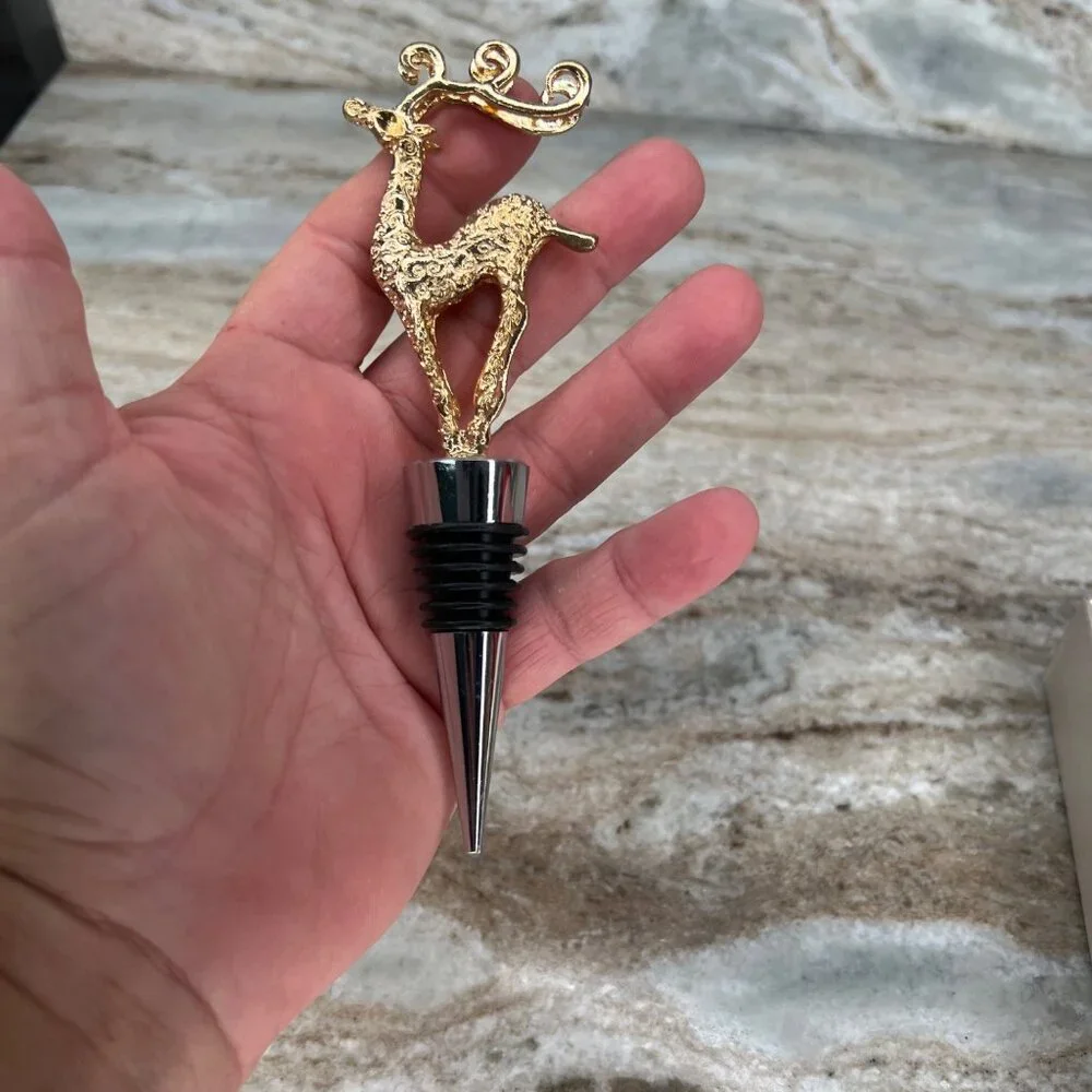 Gold Tone Filigree Reindeer Wine Bottle Stopper Party Holiday Christmas
